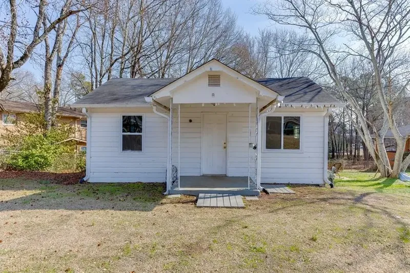 Single-family home in Lawrenceville, Georgia before renovation, financed with a fix and flip loan
